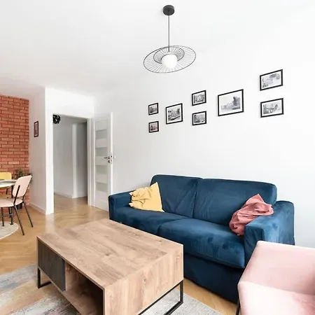 Elegant 3city In With Parking By Renters Appartamento Danzica