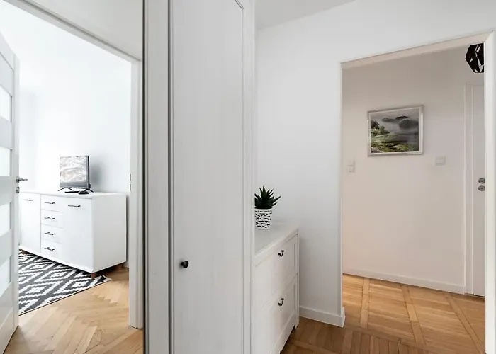 Elegant 3city In With Parking By Renters グダニスク